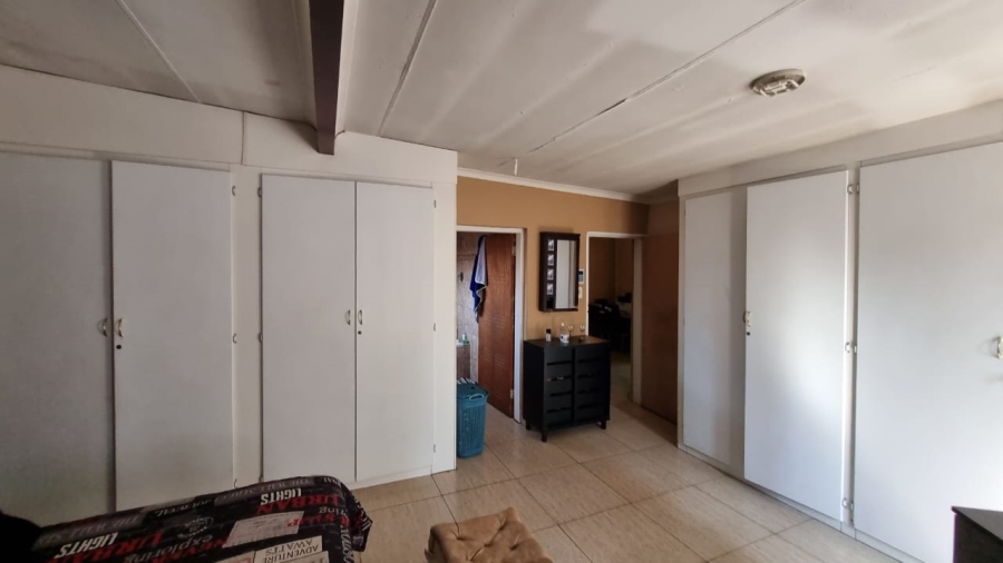 3 Bedroom Property for Sale in Gezina Gauteng