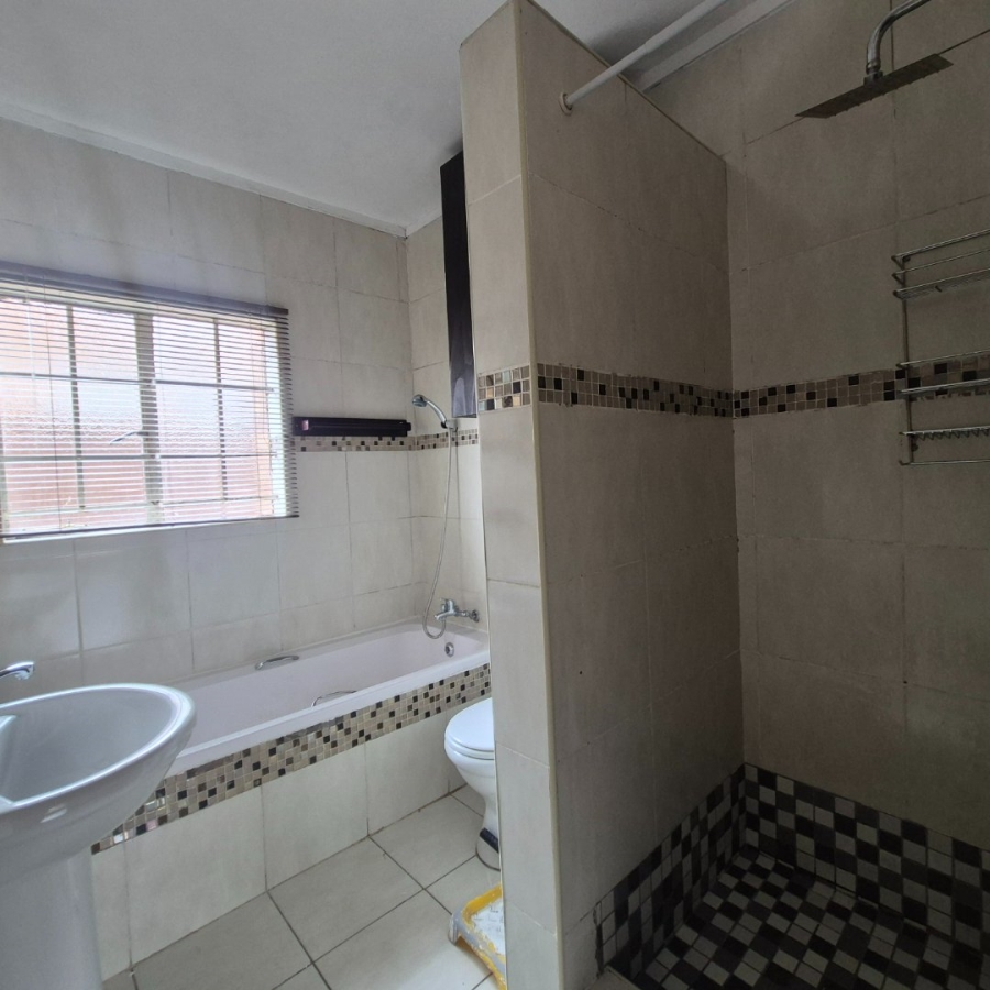 3 Bedroom Property for Sale in The Reeds Gauteng