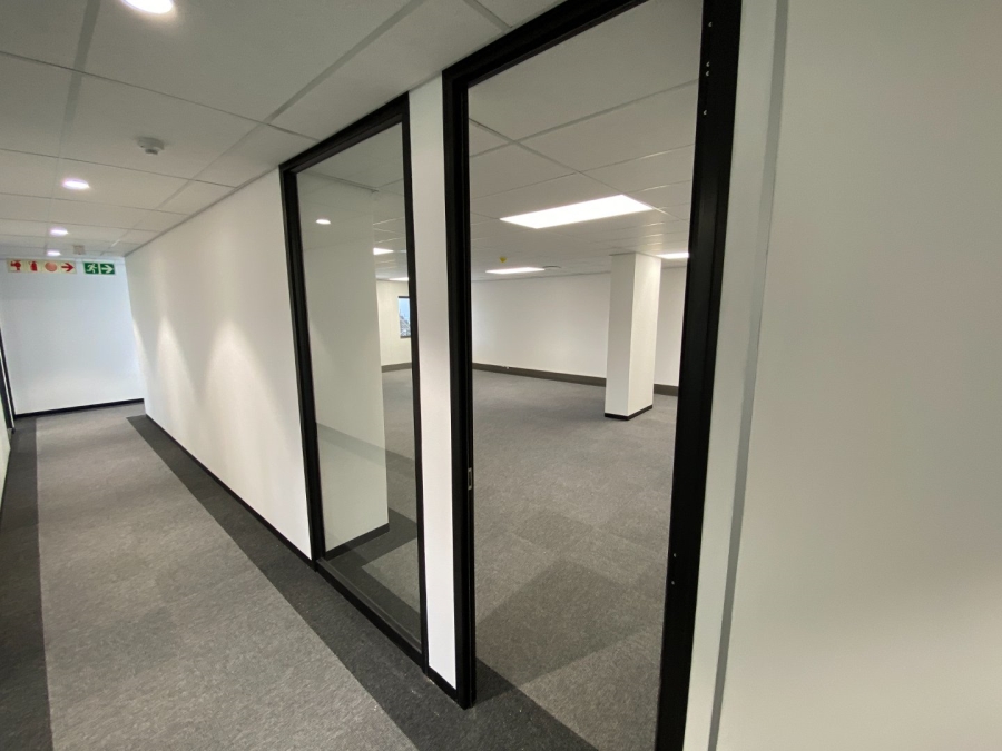 To Let commercial Property for Rent in Die Hoewes Gauteng