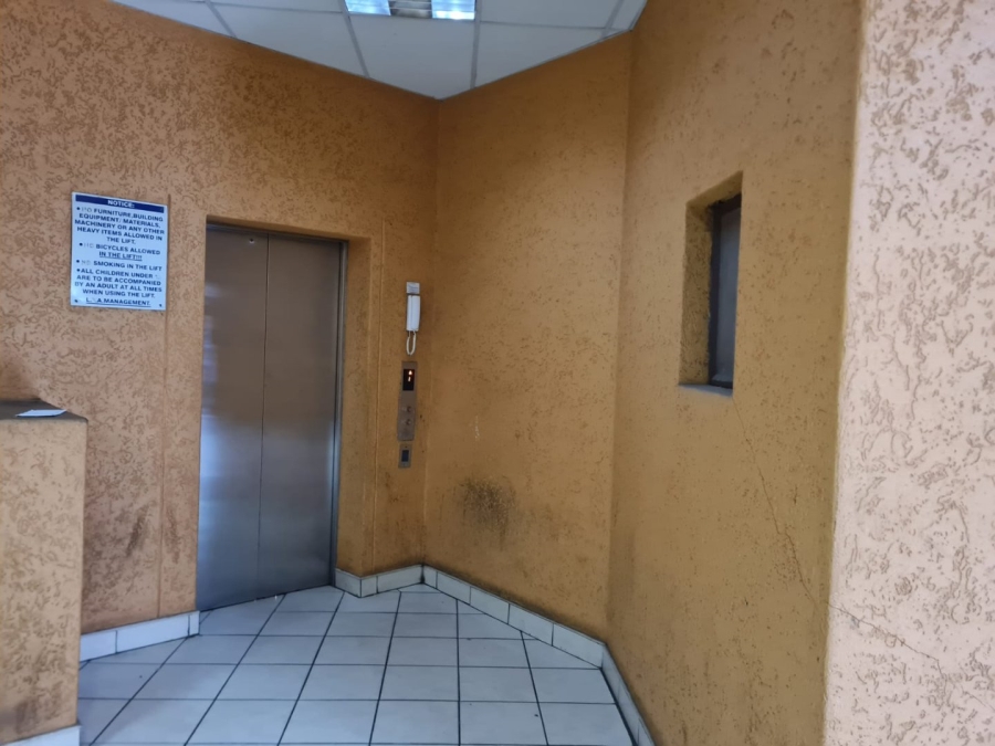 To Let  Bedroom Property for Rent in Lenasia Ext 1 Gauteng