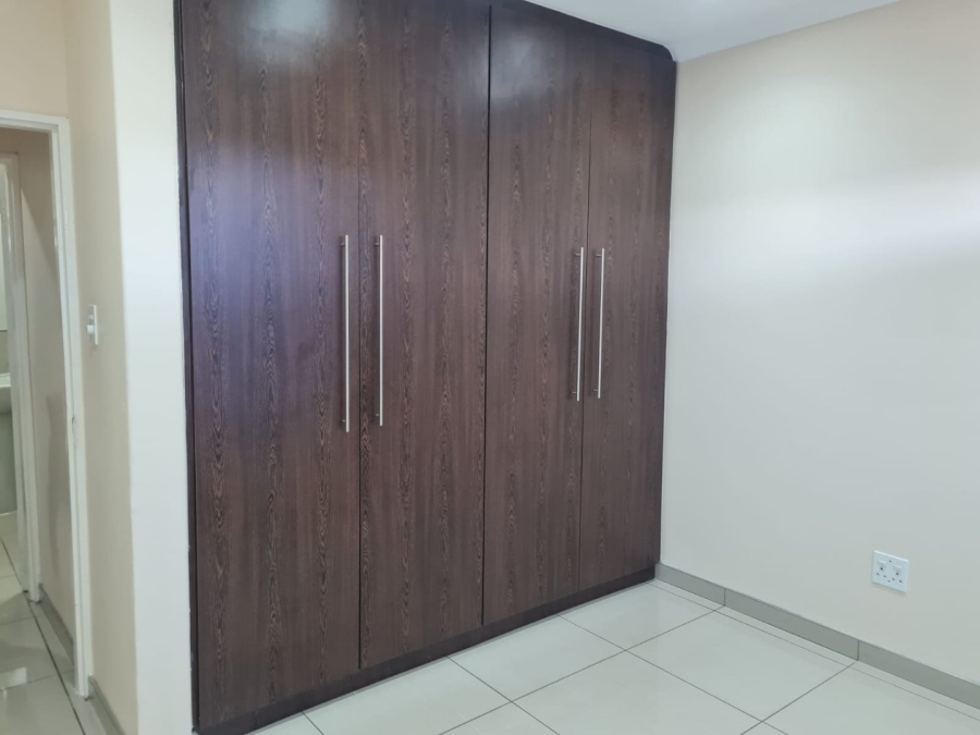 To Let  Bedroom Property for Rent in Lenasia Ext 1 Gauteng