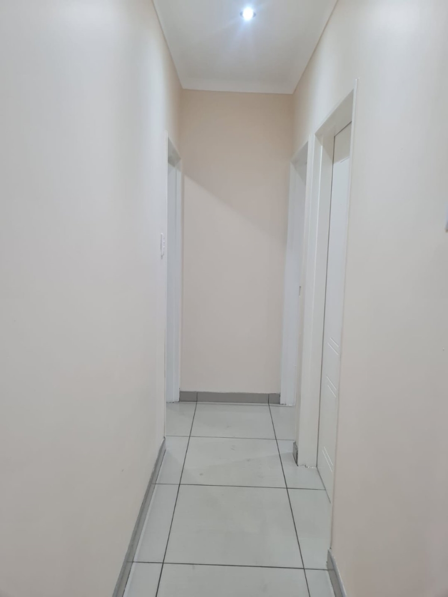 To Let  Bedroom Property for Rent in Lenasia Ext 1 Gauteng
