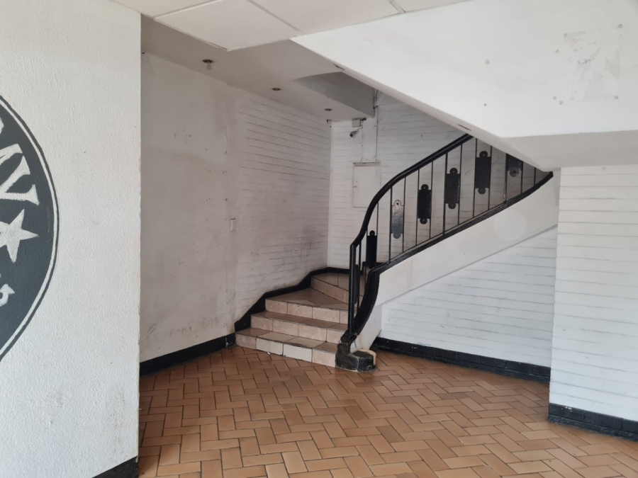 To Let commercial Property for Rent in Lenasia Ext 1 Gauteng
