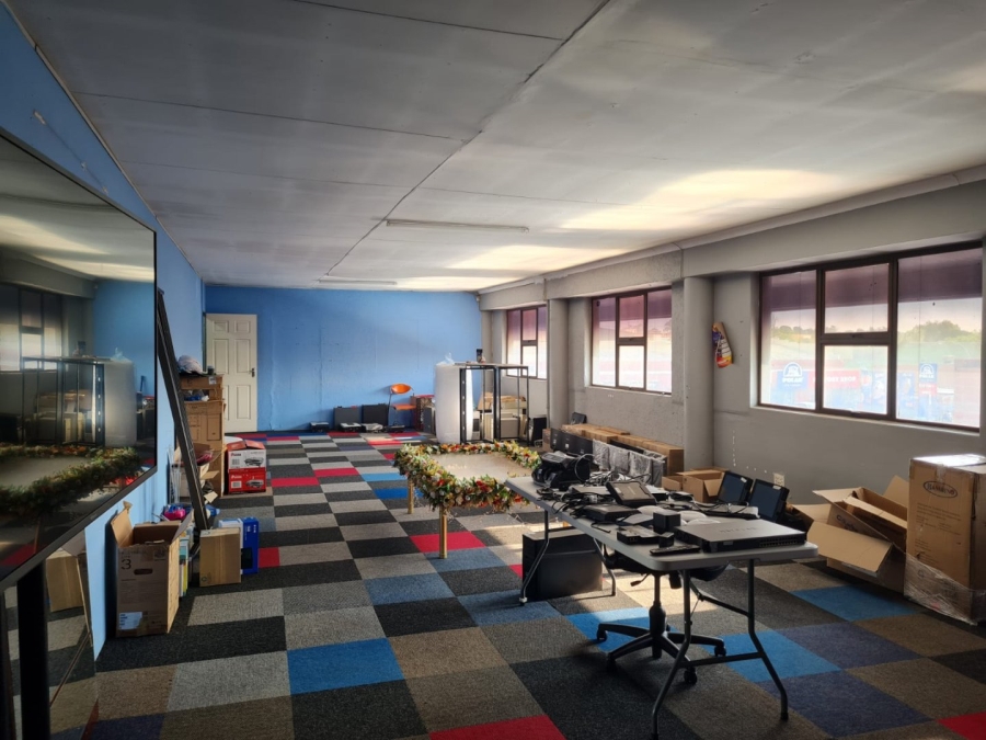 To Let commercial Property for Rent in Lenasia Ext 1 Gauteng