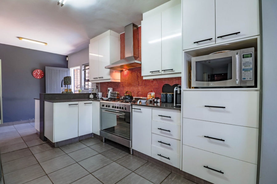 3 Bedroom Property for Sale in Hazelwood Gauteng