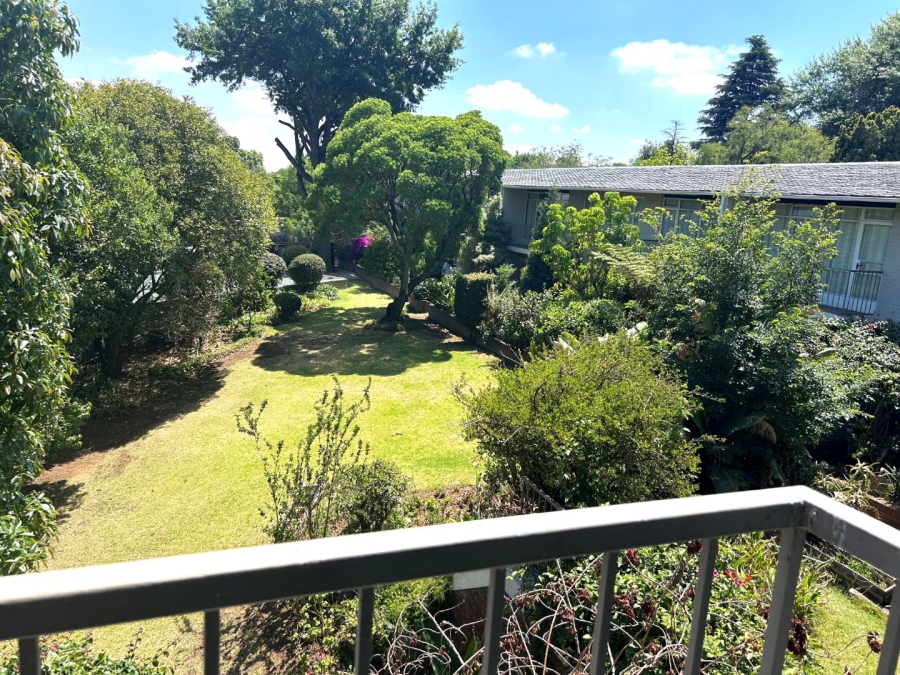 2 Bedroom Property for Sale in Robindale Gauteng