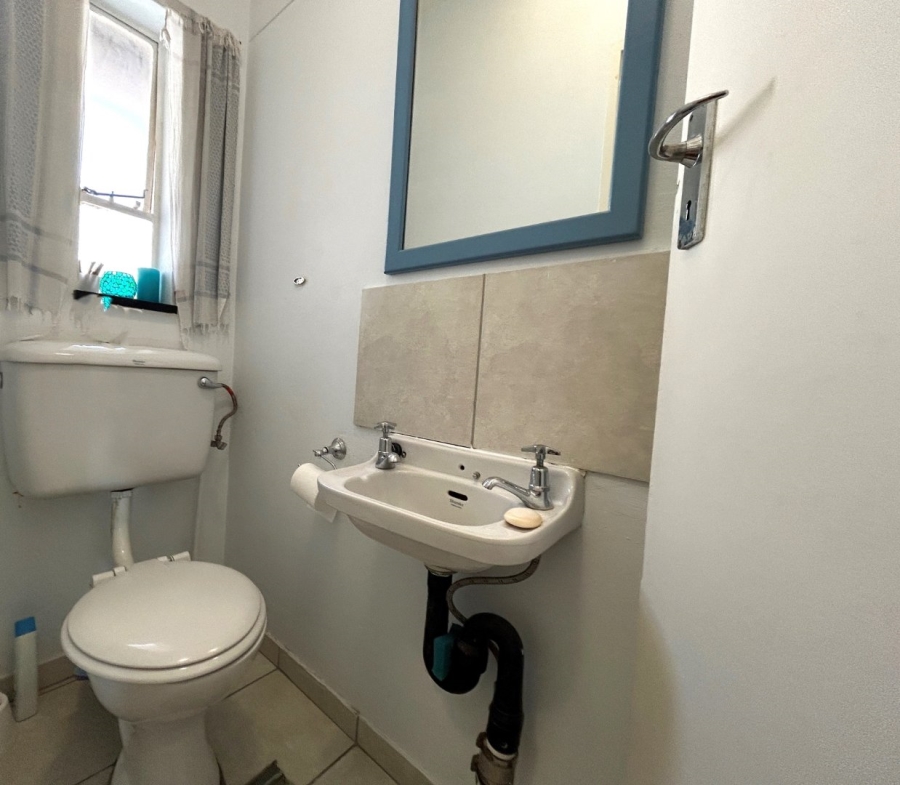 2 Bedroom Property for Sale in Robindale Gauteng