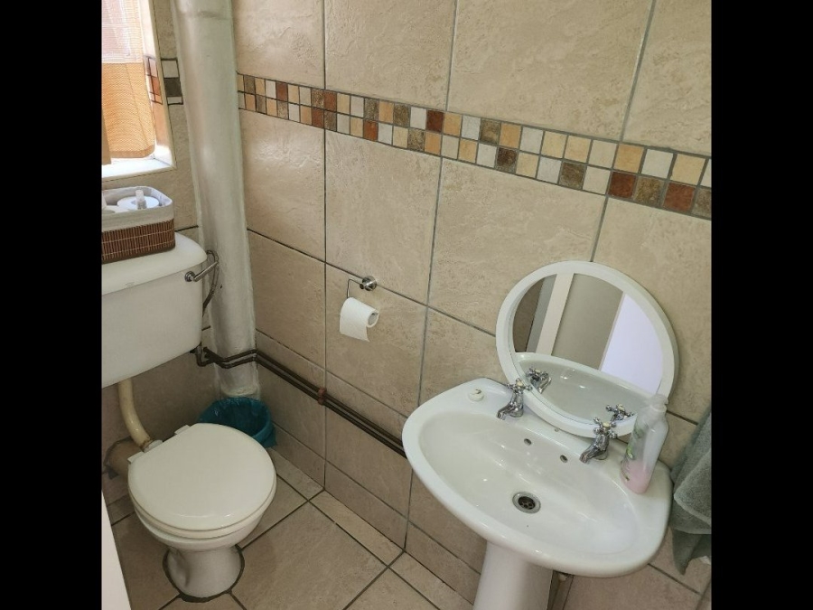 To Let 3 Bedroom Property for Rent in Eldoraigne Gauteng