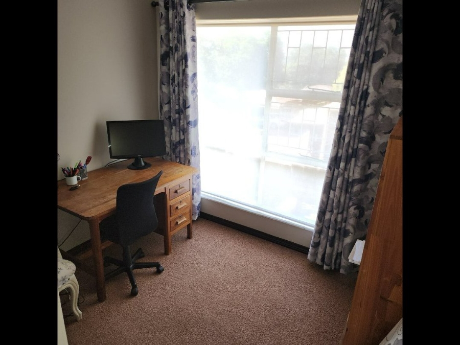 To Let 3 Bedroom Property for Rent in Eldoraigne Gauteng