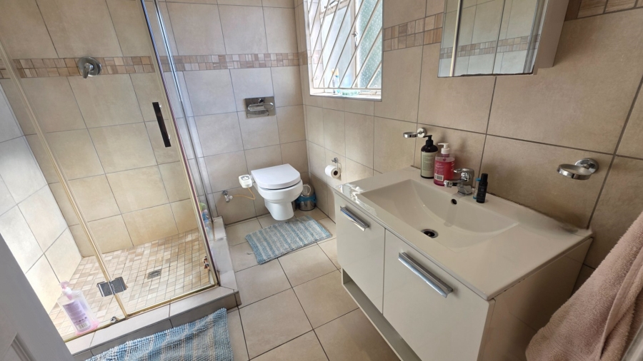 4 Bedroom Property for Sale in Erasmia Gauteng