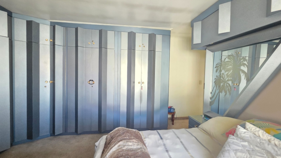 4 Bedroom Property for Sale in Erasmia Gauteng