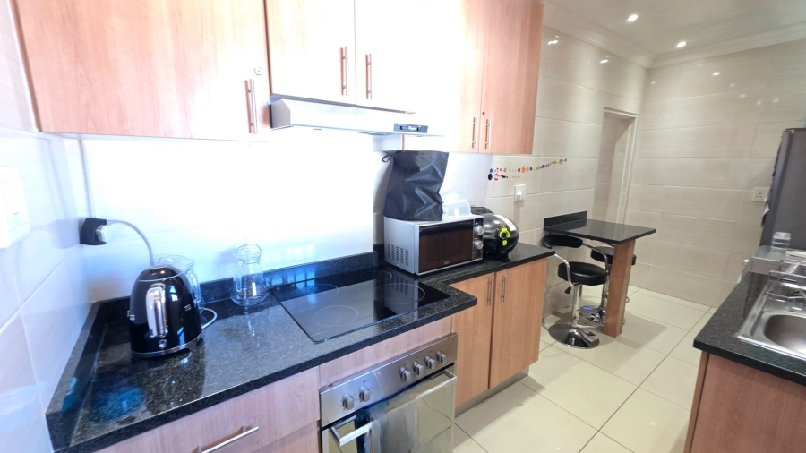4 Bedroom Property for Sale in Erasmia Gauteng