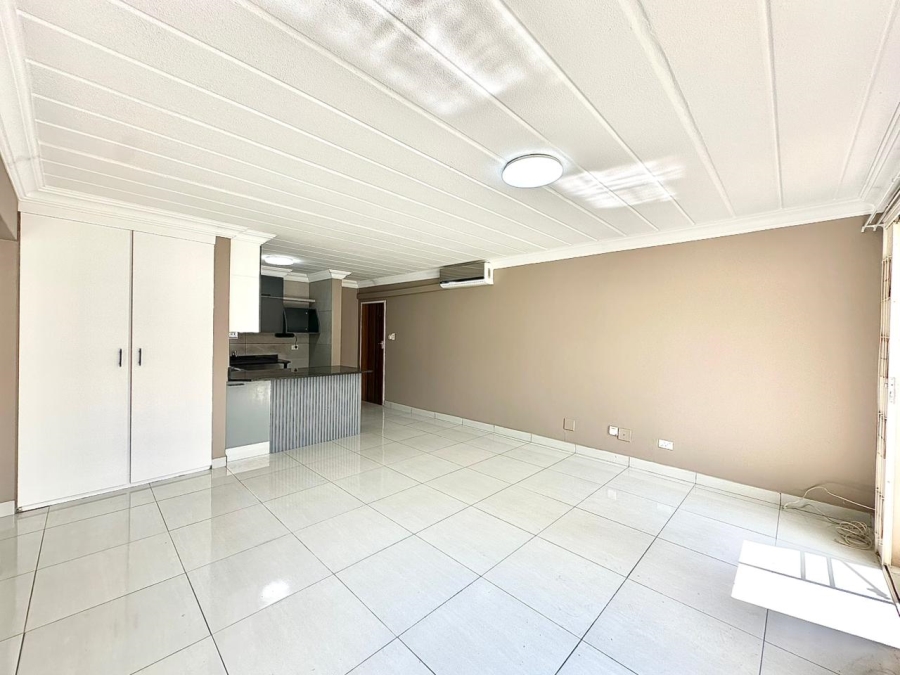 2 Bedroom Property for Sale in Verwoerdpark Gauteng