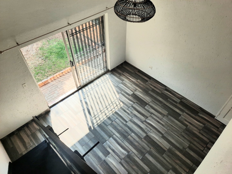 3 Bedroom Property for Sale in Wilgeheuwel Gauteng