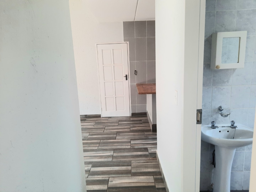 3 Bedroom Property for Sale in Wilgeheuwel Gauteng
