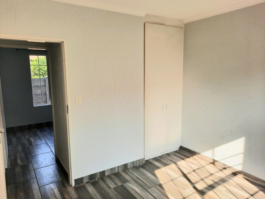 3 Bedroom Property for Sale in Wilgeheuwel Gauteng