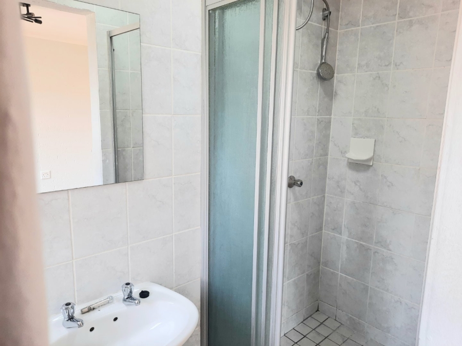 3 Bedroom Property for Sale in Wilgeheuwel Gauteng