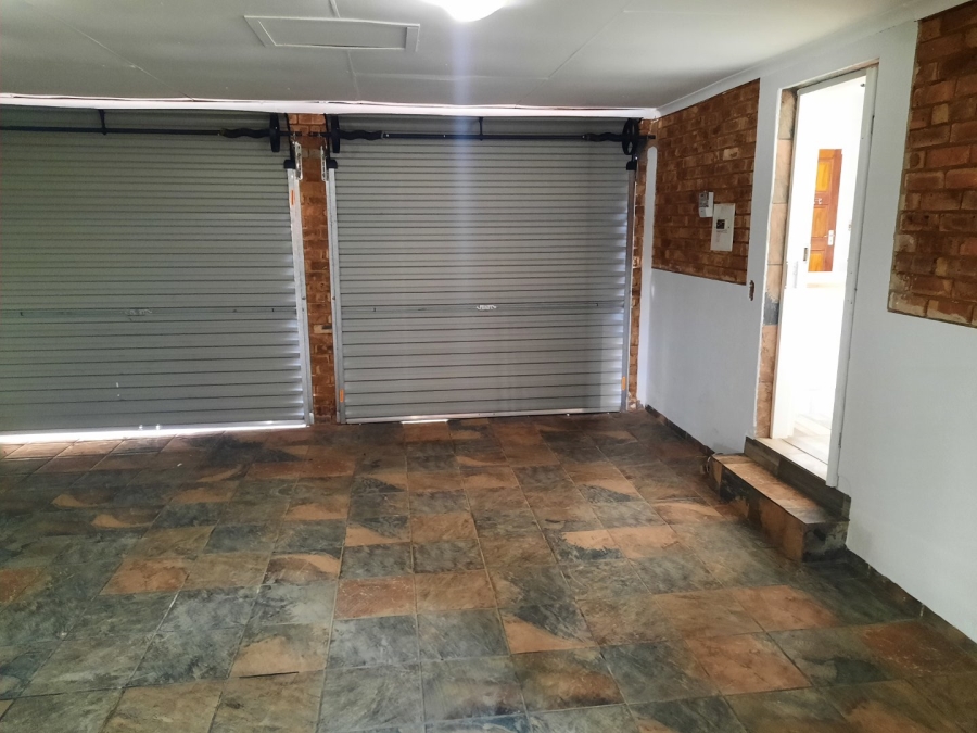 3 Bedroom Property for Sale in Wilgeheuwel Gauteng