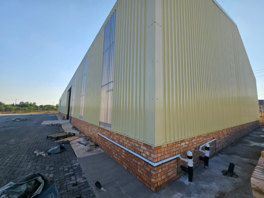 To Let commercial Property for Rent in Sunderland Ridge Gauteng