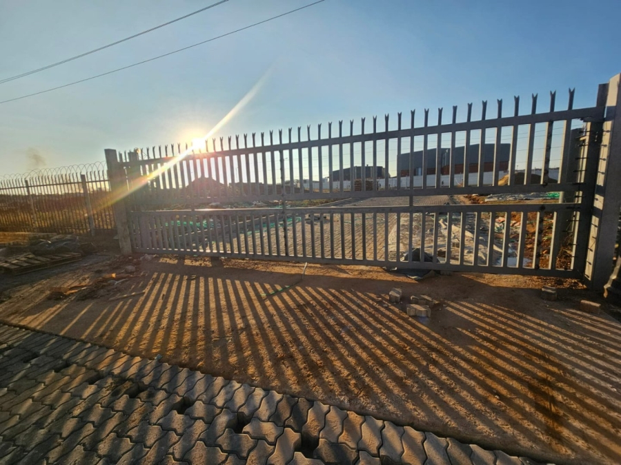 To Let commercial Property for Rent in Sunderland Ridge Gauteng