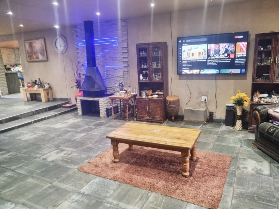 3 Bedroom Property for Sale in Sonland Park Gauteng