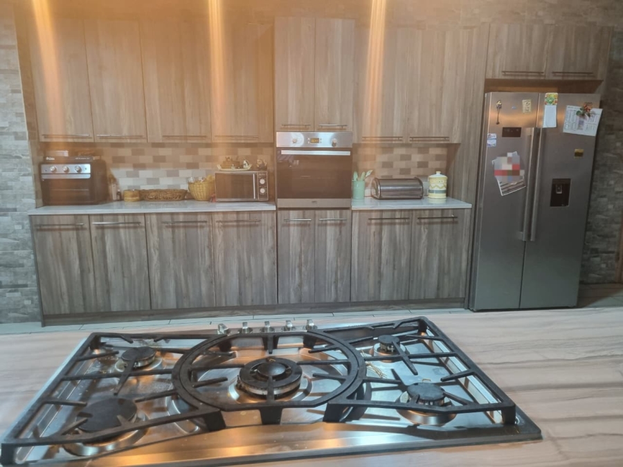 3 Bedroom Property for Sale in Sonland Park Gauteng