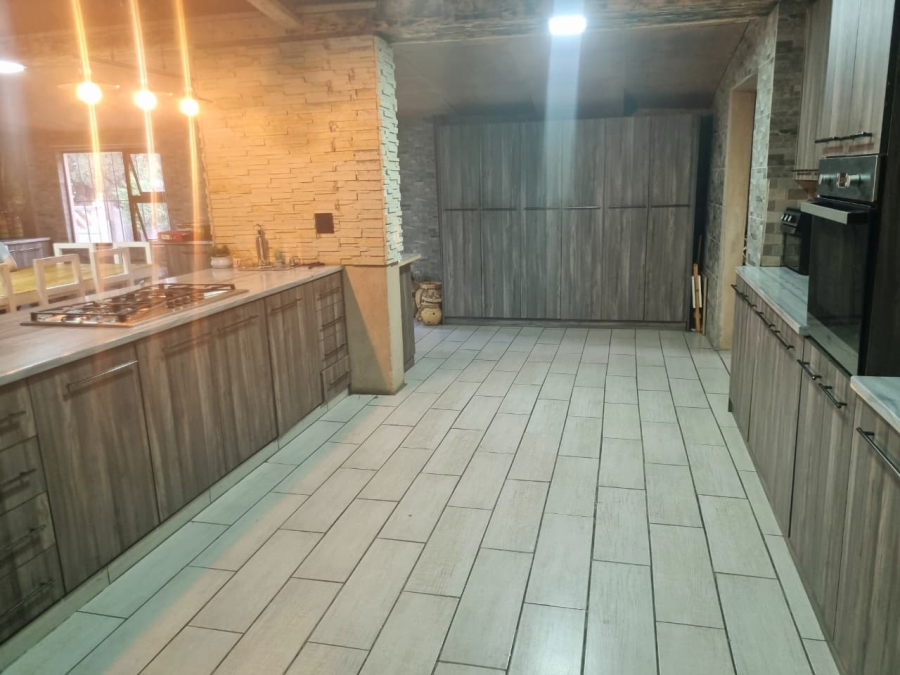 3 Bedroom Property for Sale in Sonland Park Gauteng