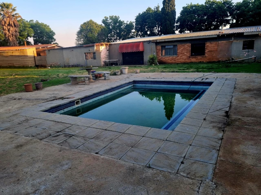 3 Bedroom Property for Sale in Sonland Park Gauteng