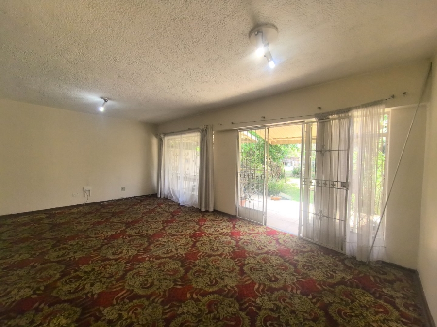 2 Bedroom Property for Sale in Lyndhurst Gauteng