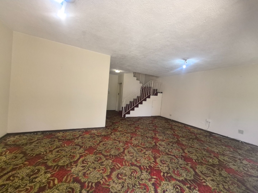 2 Bedroom Property for Sale in Lyndhurst Gauteng