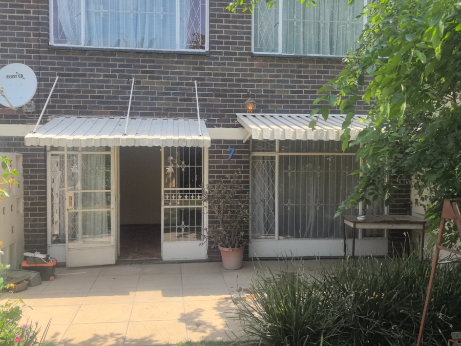 2 Bedroom Property for Sale in Lyndhurst Gauteng