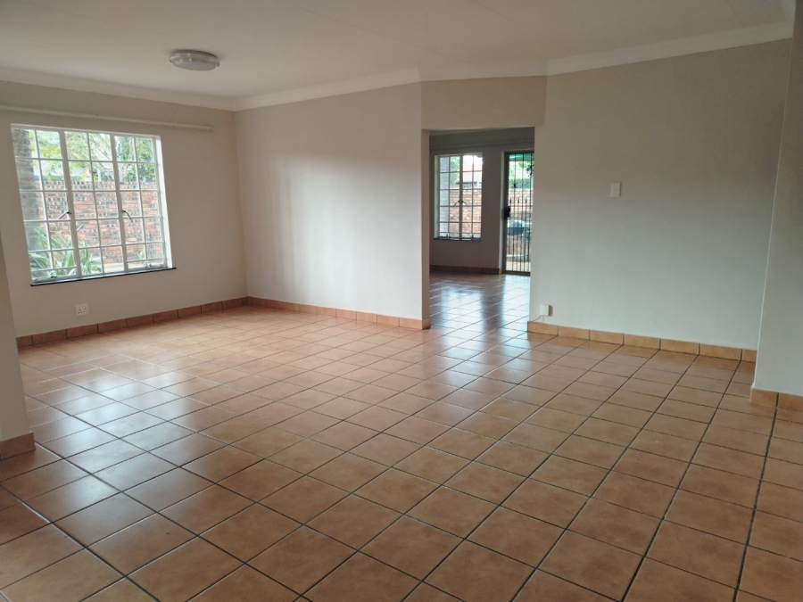 3 Bedroom Property for Sale in Faerie Glen Gauteng