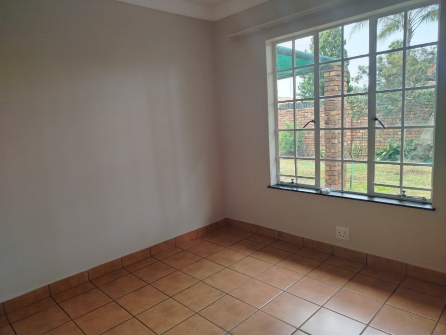 3 Bedroom Property for Sale in Faerie Glen Gauteng