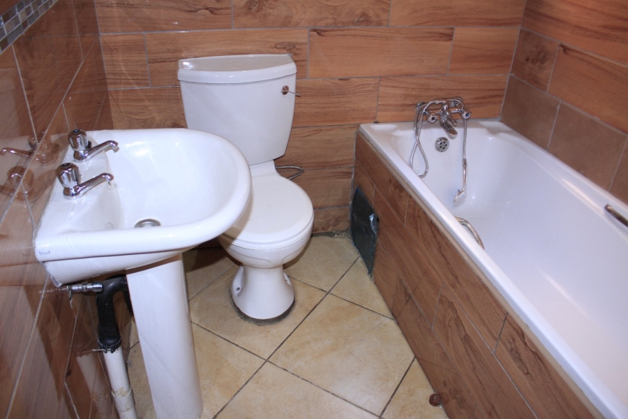 2 Bedroom Property for Sale in Jabulani Gauteng