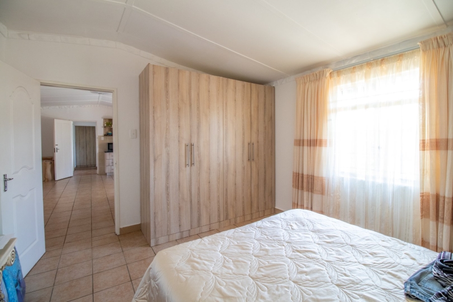11 Bedroom Property for Sale in Bonaero Park Gauteng