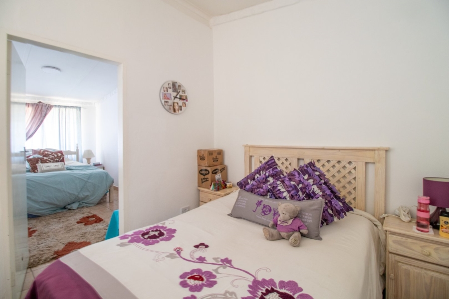 11 Bedroom Property for Sale in Bonaero Park Gauteng