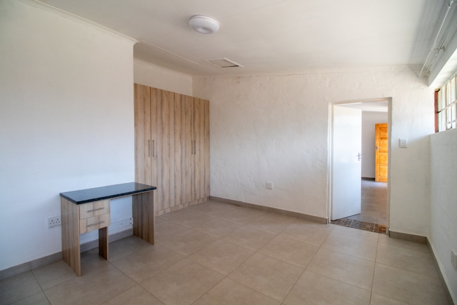 11 Bedroom Property for Sale in Bonaero Park Gauteng
