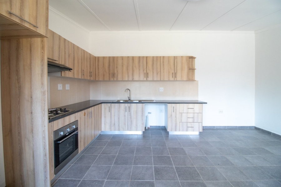 11 Bedroom Property for Sale in Bonaero Park Gauteng