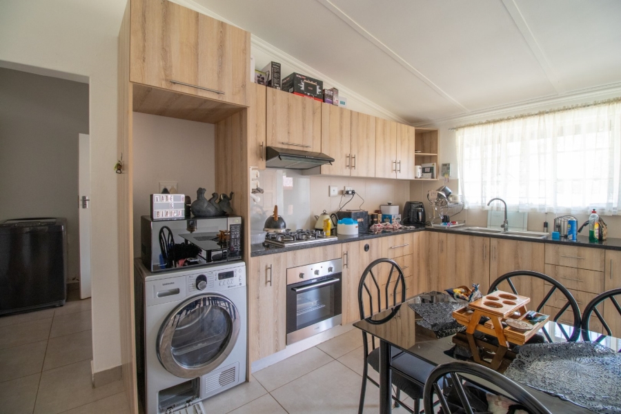 11 Bedroom Property for Sale in Bonaero Park Gauteng