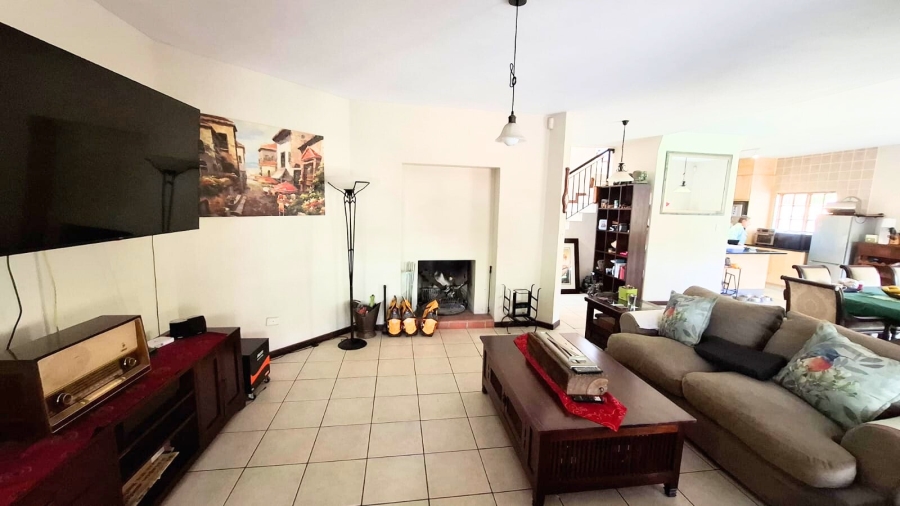 5 Bedroom Property for Sale in Kyalami Hills Gauteng