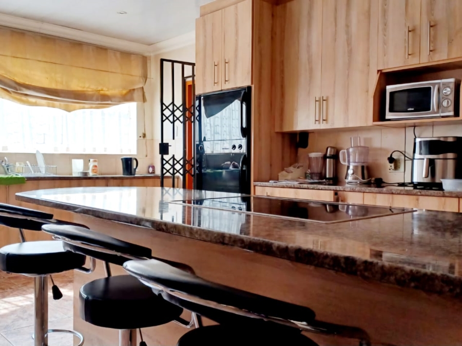 3 Bedroom Property for Sale in Sonland Park Gauteng