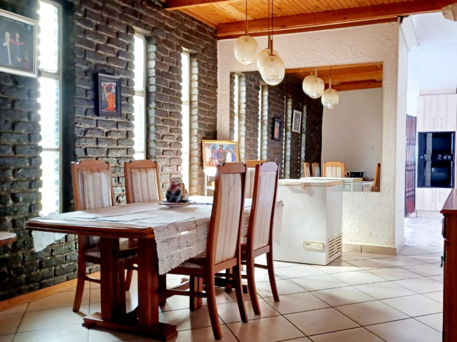 3 Bedroom Property for Sale in Sonland Park Gauteng