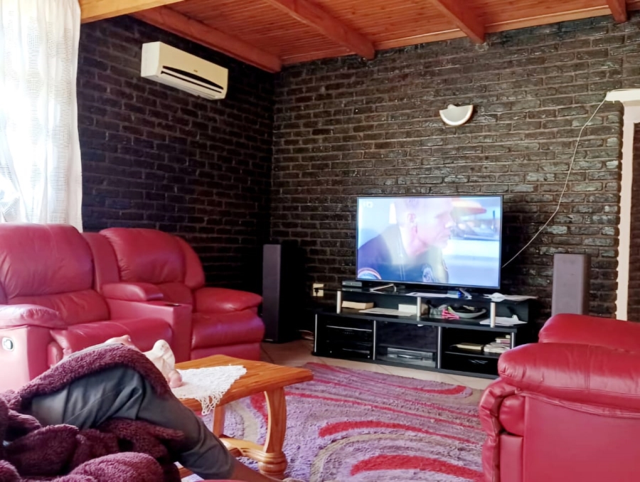 3 Bedroom Property for Sale in Sonland Park Gauteng