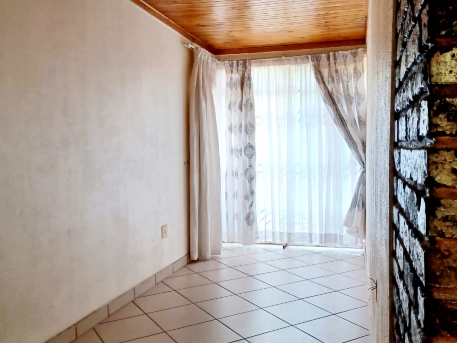 3 Bedroom Property for Sale in Sonland Park Gauteng