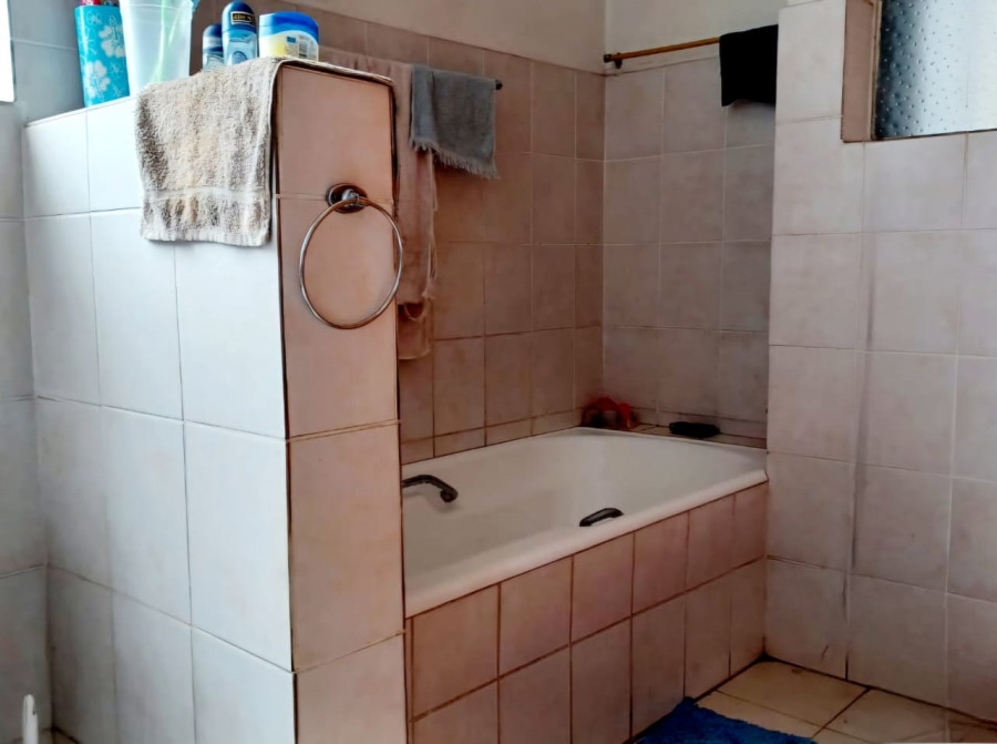 3 Bedroom Property for Sale in Sonland Park Gauteng