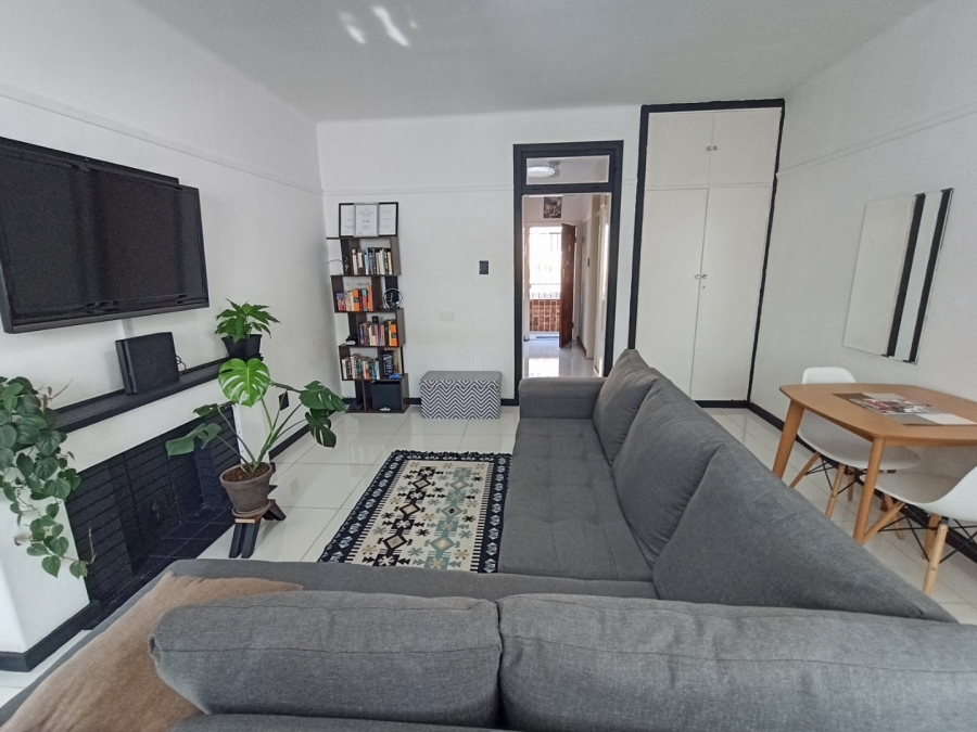 To Let 1 Bedroom Property for Rent in Waverley Gauteng