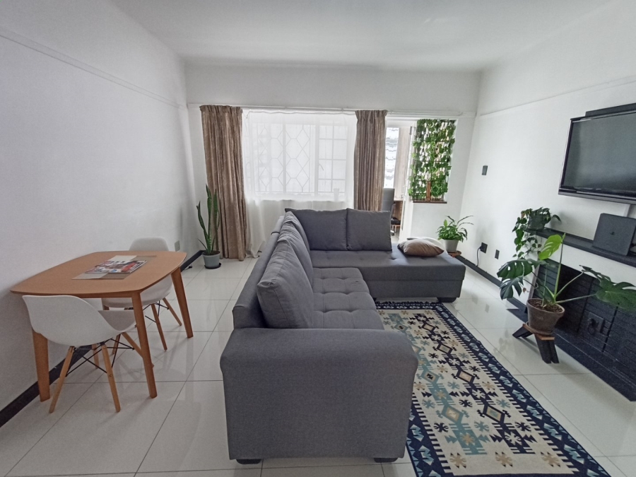 To Let 1 Bedroom Property for Rent in Waverley Gauteng
