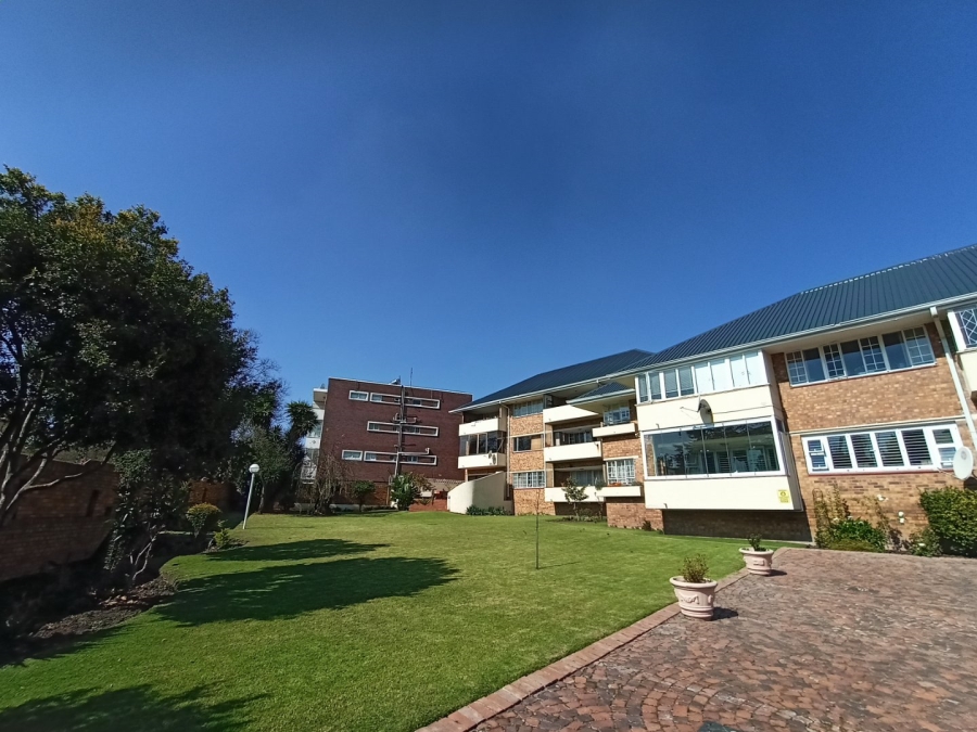 To Let 1 Bedroom Property for Rent in Waverley Gauteng