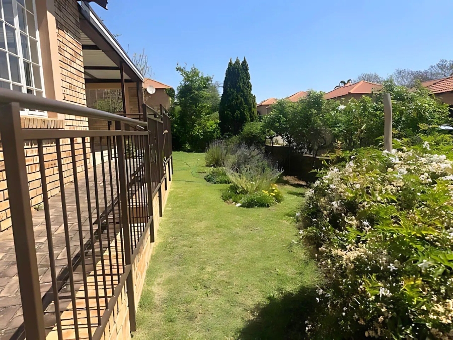 3 Bedroom Property for Sale in Honeydew Manor Gauteng