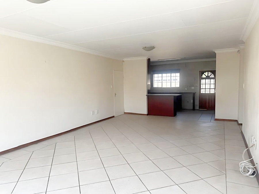 3 Bedroom Property for Sale in Honeydew Manor Gauteng